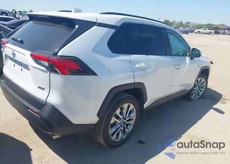 2024 Toyota Rav4 Xle Premium z USA, uszkodzony, nr VIN 2T3C1RFV6RW362103